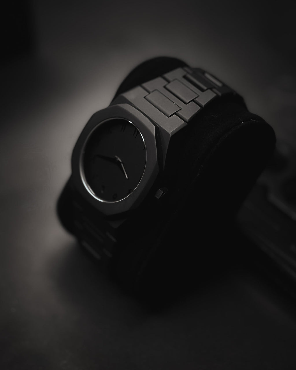 Black Arabic Aura Men's Watch by Zarvy